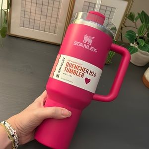 Stanley Valentines Cosmo Pink 40oz